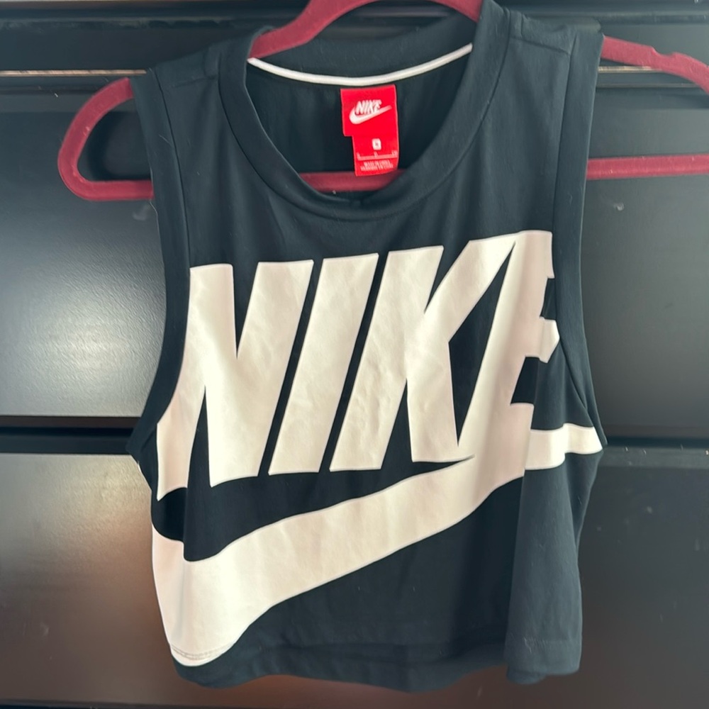 Nike cropped tank top